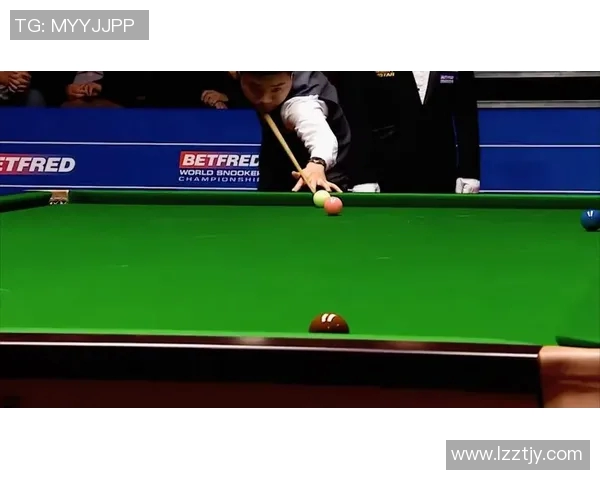 丁俊晖与卡斯尔激战正酣比分悬念不断引人关注