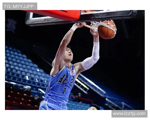 精彩对决足球直播长崎队迎战千叶队全力争胜